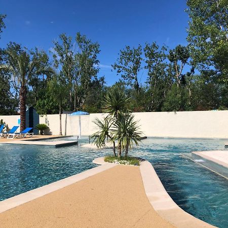 Mobil Home Climatise Camping 4* Le Grau Du Roi Les Jardins De Tivoli Bagian luar foto