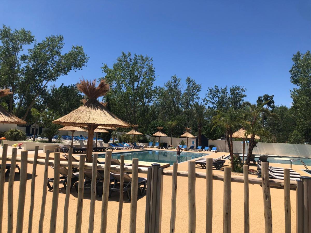 Mobil Home Climatise Camping 4* Le Grau Du Roi Les Jardins De Tivoli Bagian luar foto