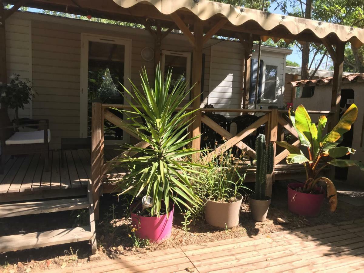 Mobil Home Climatise Camping 4* Le Grau Du Roi Les Jardins De Tivoli Bagian luar foto
